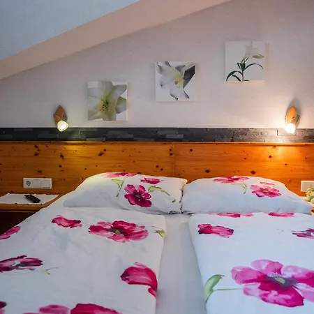 Farm stay Schattaugut