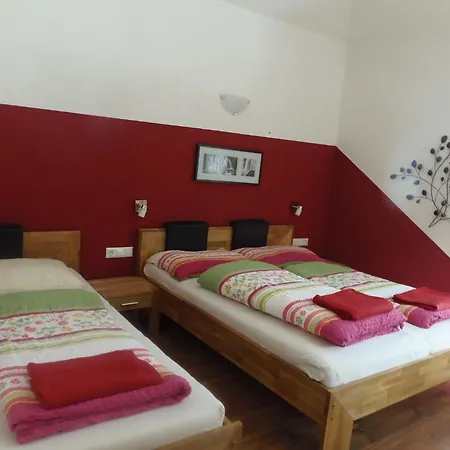 Κατάλυμα σε φάρμα Schattaugut