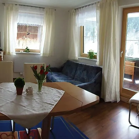 Schattaugut Farm stay *